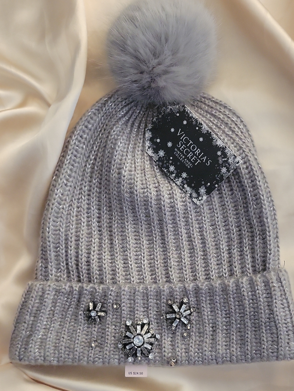 Victoria's Secret Silver-Gray Ribbed Beanie with Crystal Snowflakes NWT